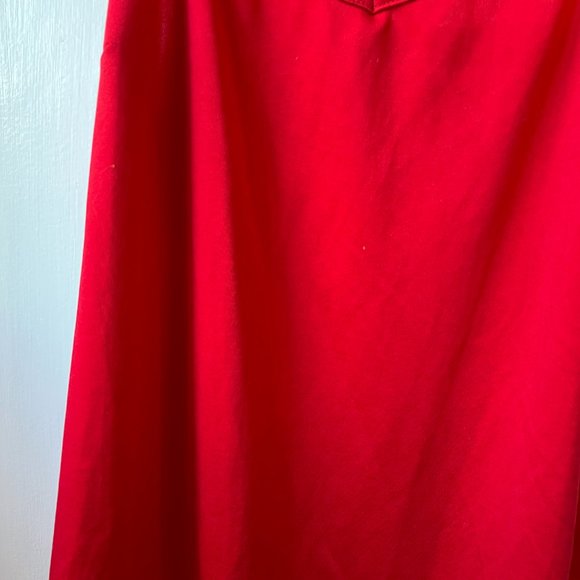 Red Dress Size M with Eyelet - Picture 6 of 6